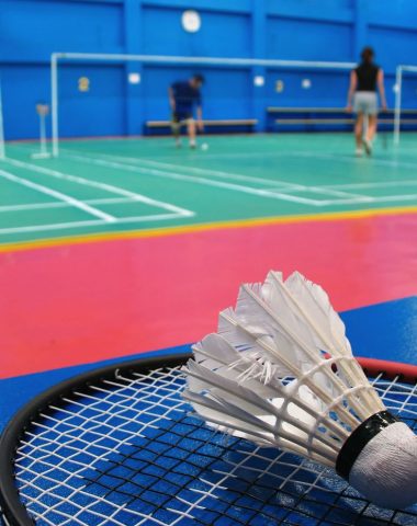 Smash and sprint on the perfect court